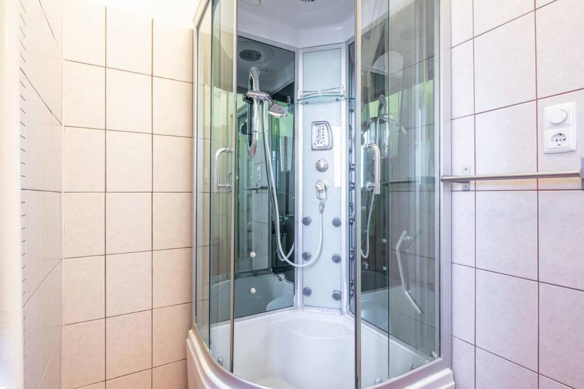 Vamhaz Boulevard Apartments Budapešť Exteriér fotografie